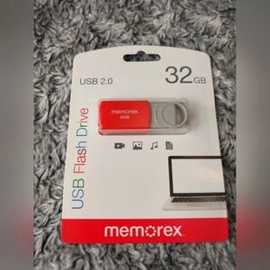 Memorex 32 gb flash drive